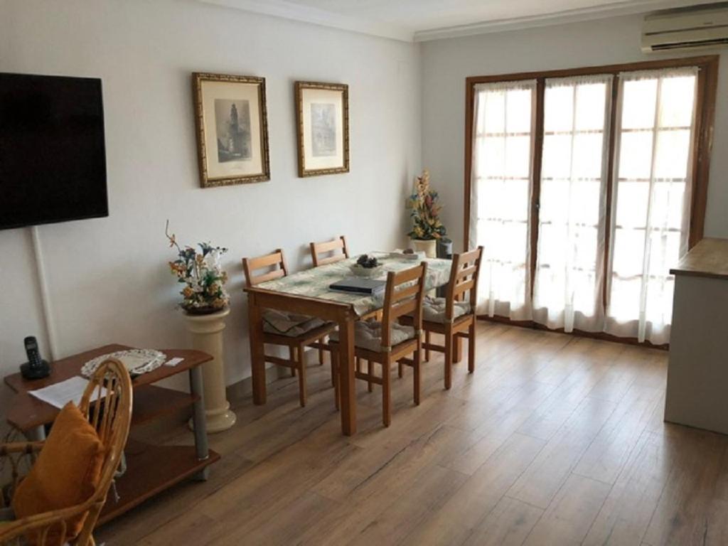 Valencia, Ideally Located 3Bed-2Bath Apart.Few Mints Walk From Beach,Pool,Shop. Port Saplaya Exterior foto